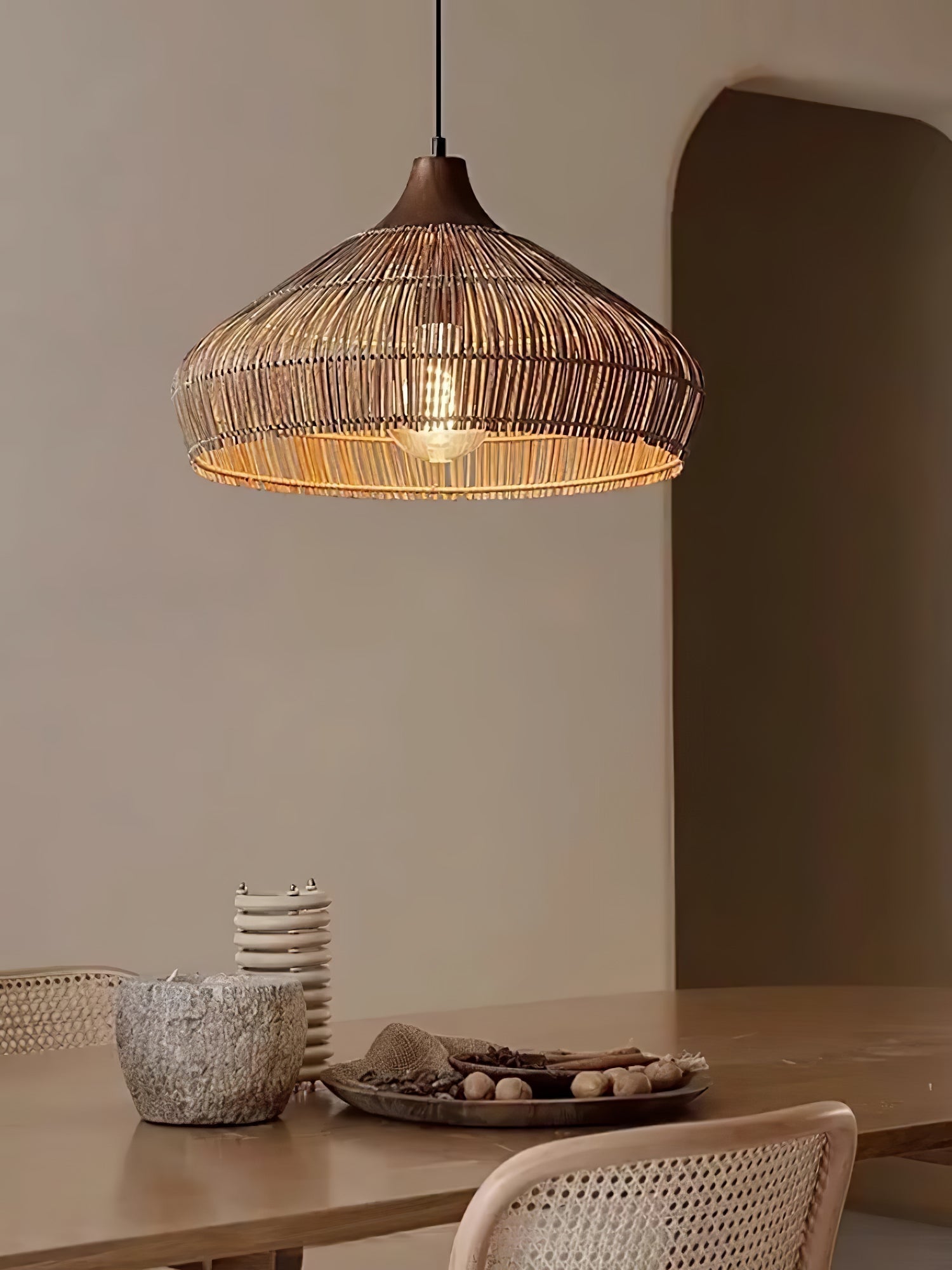 Solara Rieten Rotan Hanglamp – Natuurlijke Designlamp voor Woonkamer, Eetkamer en Slaapkamer Livara