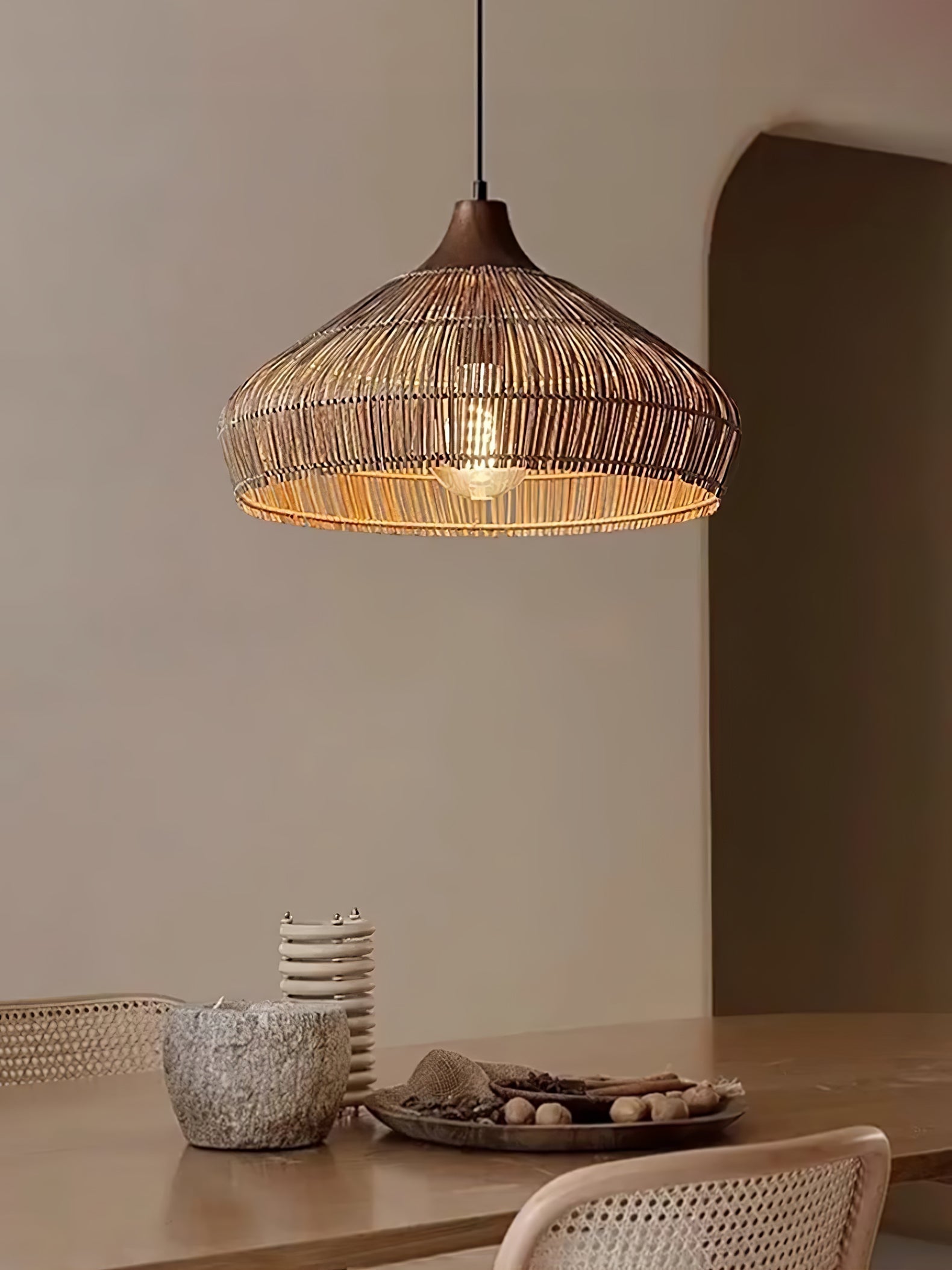 Solara Rieten Rotan Hanglamp – Natuurlijke Designlamp voor Woonkamer, Eetkamer en Slaapkamer Livara