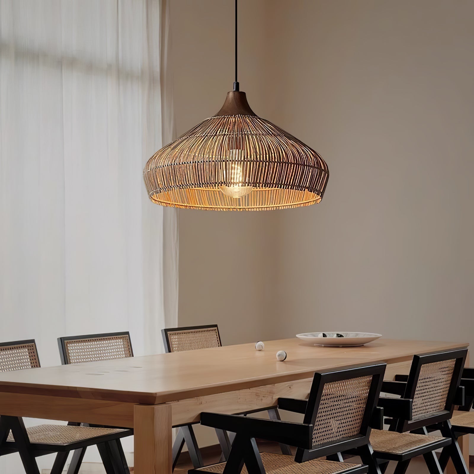 Solara Rieten Rotan Hanglamp – Natuurlijke Designlamp voor Woonkamer, Eetkamer en Slaapkamer Livara