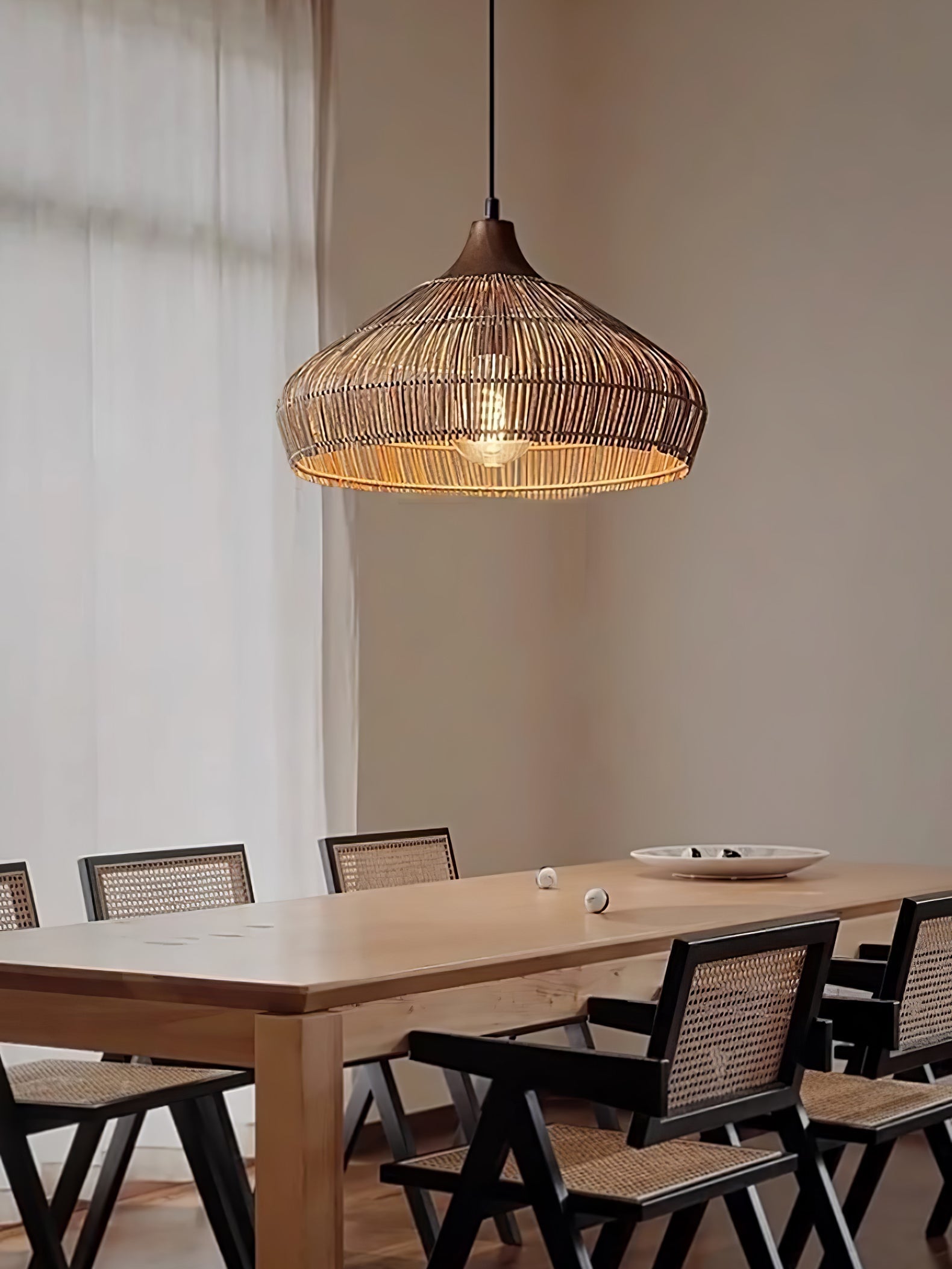 Solara Rieten Rotan Hanglamp – Natuurlijke Designlamp voor Woonkamer, Eetkamer en Slaapkamer Livara