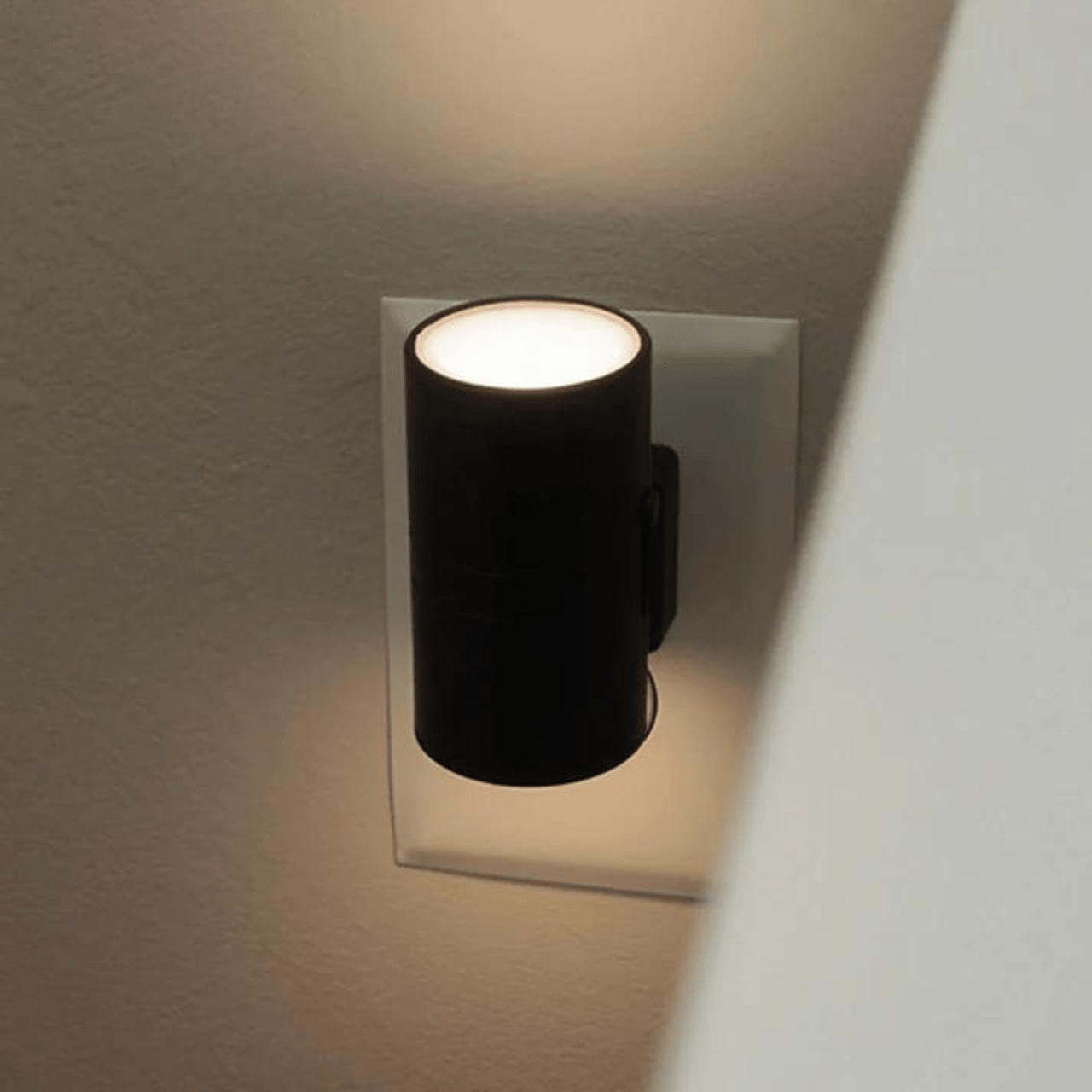 Rustgevende Nachtlamp met LED – Sfeerverlichting voor Betere Slaap en Ontspanning Livara