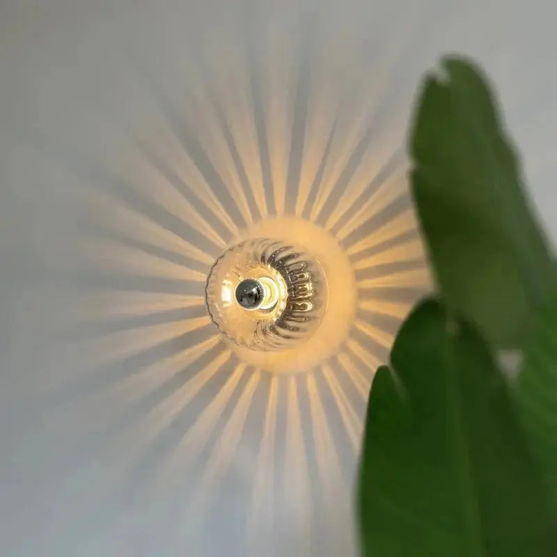 Scandinavische Bauhaus Wandlamp – Tijdloos Design voor Elke Ruimte Livara